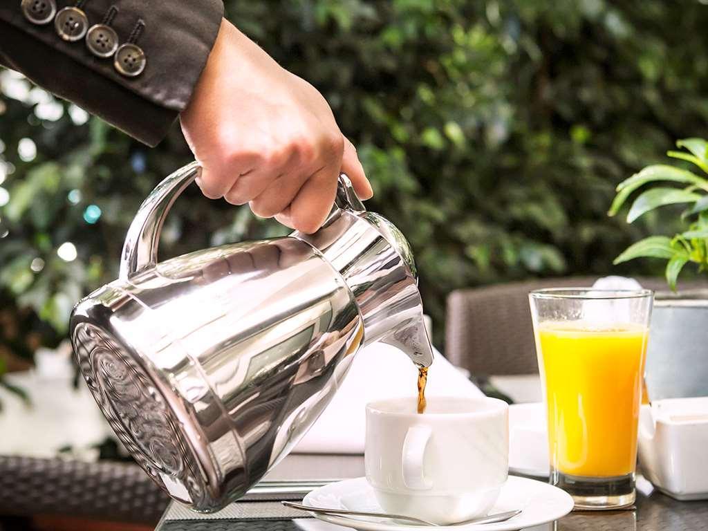 Sofitel Beirut Le Gabriel Hotel Bagian luar foto