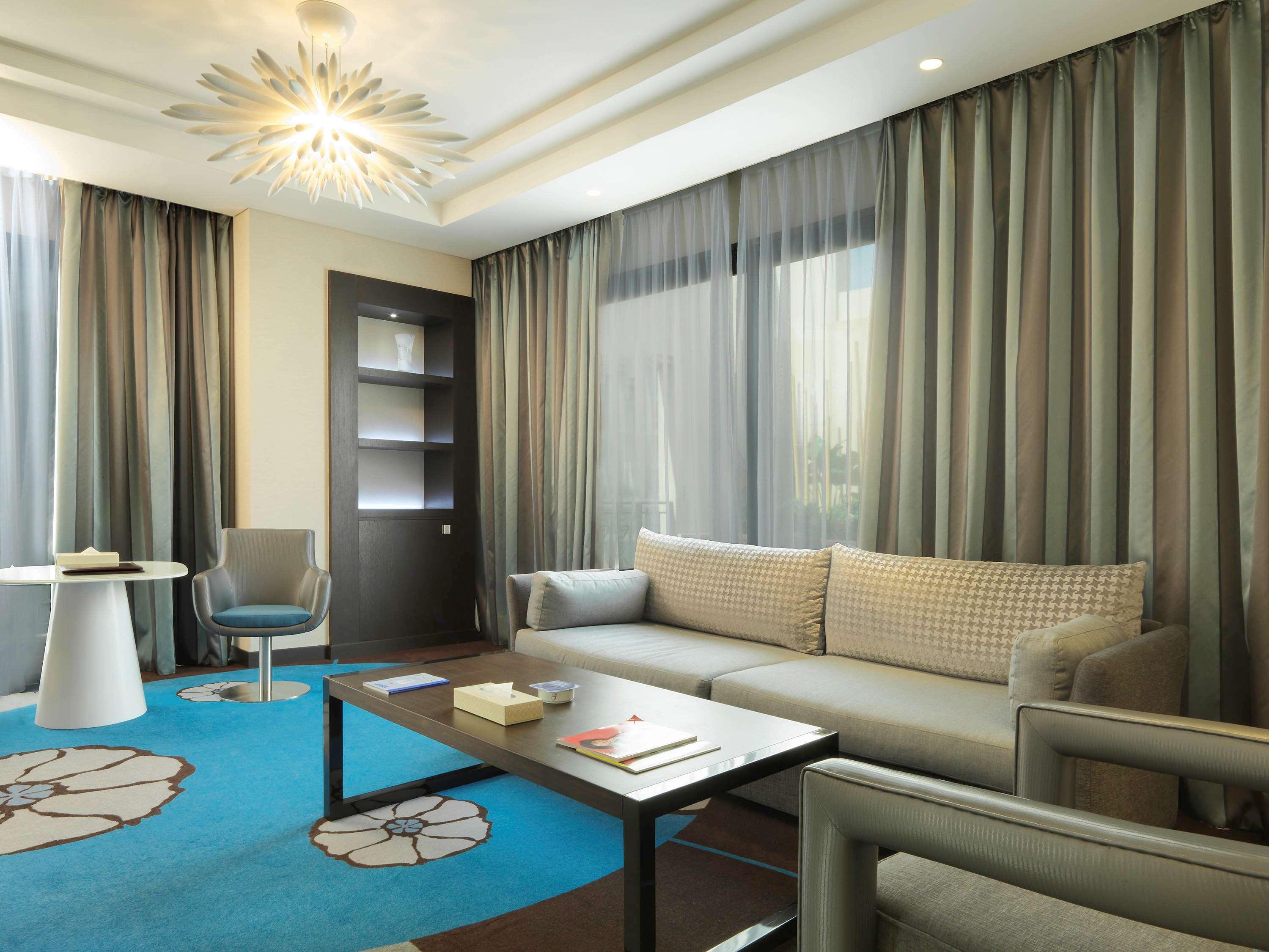 Sofitel Beirut Le Gabriel Hotel Bagian luar foto